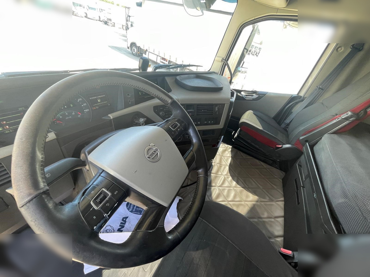 وحدة جر VOLVO FH500: صورة 7 وحدة جر VOLVO FH500: صورة 7