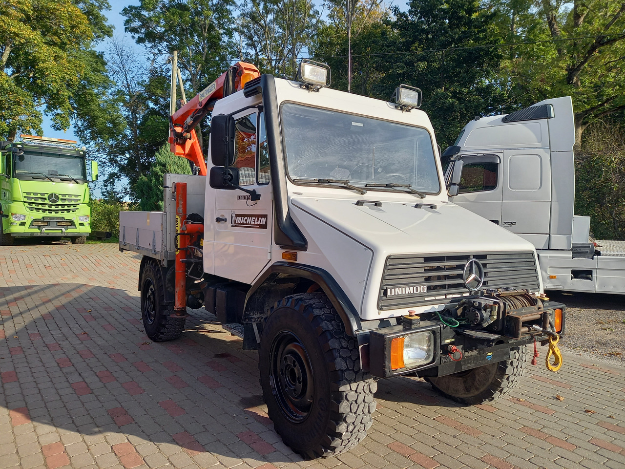 UNIMOG U100L - شاحنة كرين: صورة 5 UNIMOG U100L - شاحنة كرين: صورة 5