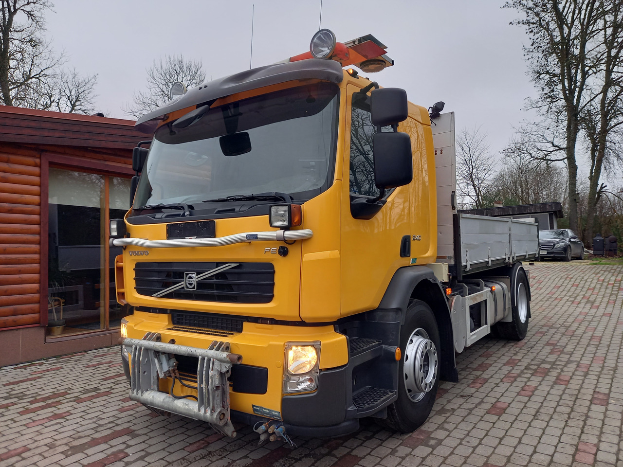 VOLVO FE 240, 4x2, EURO 5, TIPPER - شاحنة قلاب: صورة 2 VOLVO FE 240, 4x2, EURO 5, TIPPER - شاحنة قلاب: صورة 2
