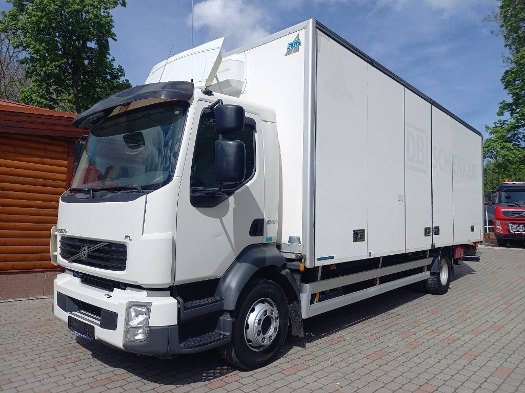 Volvo BM FL 240, 4x2, SIDE-OPENING - شاحنة مقفلة: صورة 1 Volvo BM FL 240, 4x2, SIDE-OPENING - شاحنة مقفلة: صورة 1