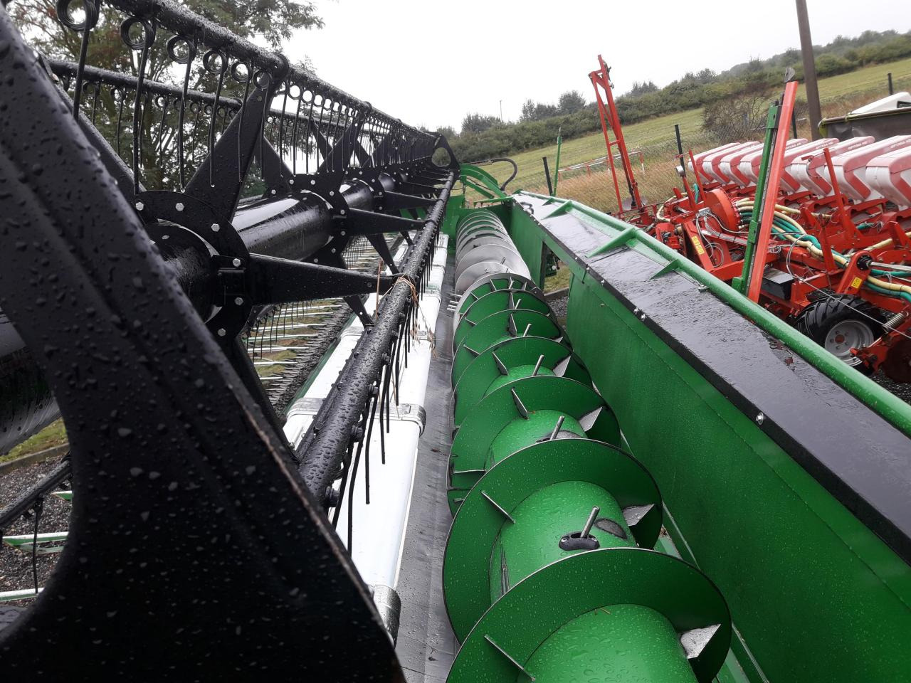 John Deere 635 Premium Flow - ملحق حصادة أعلاف: صورة 2 John Deere 635 Premium Flow - ملحق حصادة أعلاف: صورة 2