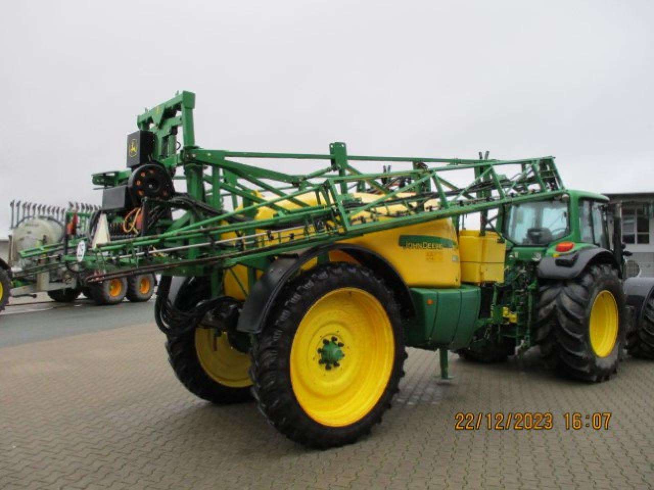 John Deere 740 - بخاخ مقطورة: صورة 5 John Deere 740 - بخاخ مقطورة: صورة 5