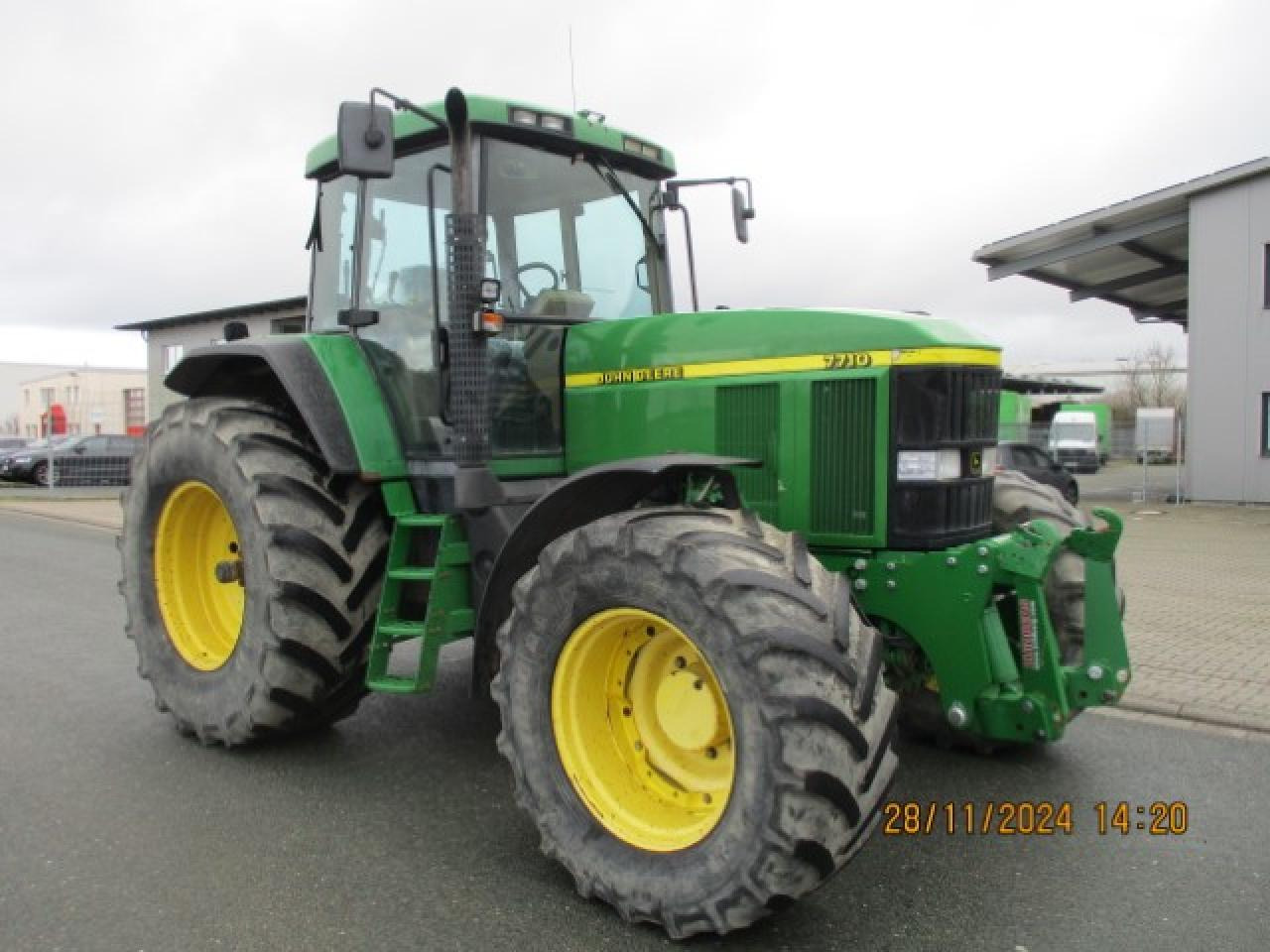 John Deere 7710 TLS Motor Neu - جرار: صورة 5 John Deere 7710 TLS Motor Neu - جرار: صورة 5