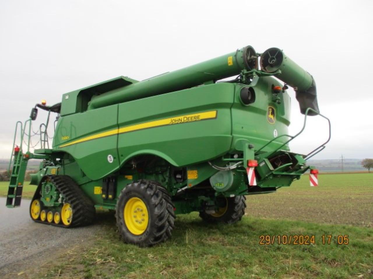 John Deere s680I - حصادة موحَّدة: صورة 5 John Deere s680I - حصادة موحَّدة: صورة 5