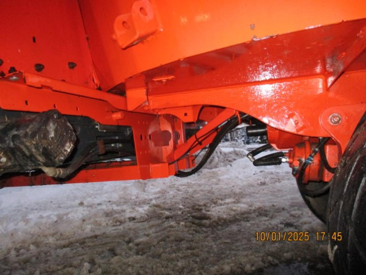 Kuhn Profile 1680 Compact - عربة خلط الأعلاف: صورة 4 Kuhn Profile 1680 Compact - عربة خلط الأعلاف: صورة 4