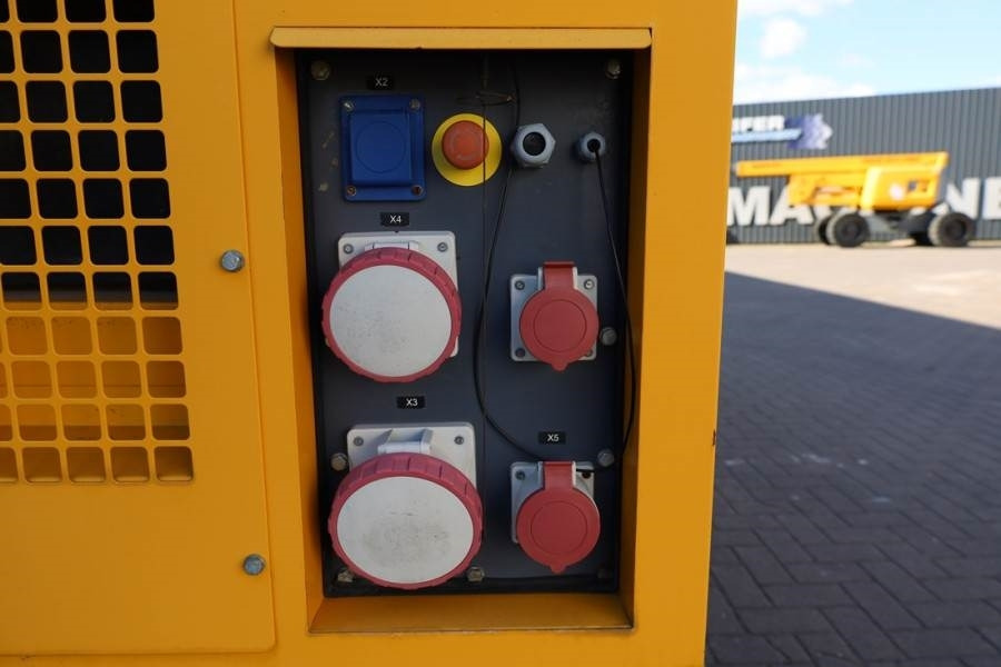 Atlas Copco QAS 150 Diesel, 150KVA * NON - WORKING * - مجموعة المولدات: صورة 3 Atlas Copco QAS 150 Diesel, 150KVA * NON - WORKING * - مجموعة المولدات: صورة 3