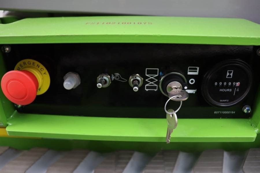 Fronteq FS0610T CE Declaration, 6.7m Working Heigh - رافعة هيدروليكية مقصية: صورة 5 Fronteq FS0610T CE Declaration, 6.7m Working Heigh - رافعة هيدروليكية مقصية: صورة 5