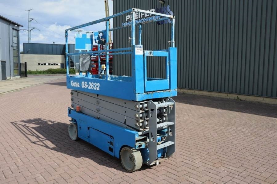 Genie GS2632 Electric, 10m Working Height, Non Marking T - رافعة هيدروليكية مقصية: صورة 4 Genie GS2632 Electric, 10m Working Height, Non Marking T - رافعة هيدروليكية مقصية: صورة 4