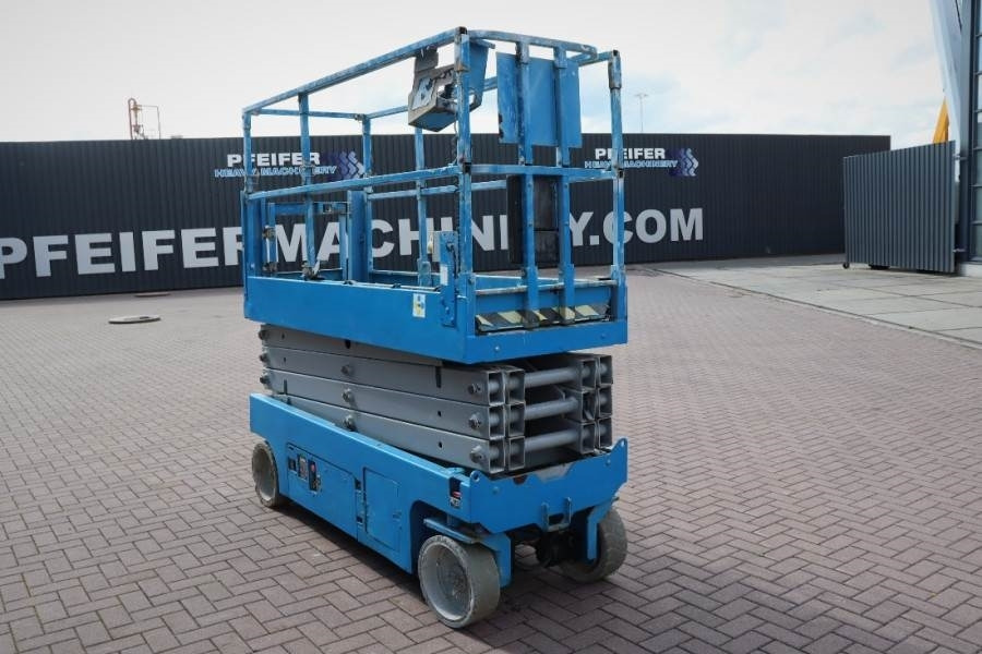 Genie GS2632 Electric, 10m Working Height, Non Marking T - رافعة هيدروليكية مقصية: صورة 2 Genie GS2632 Electric, 10m Working Height, Non Marking T - رافعة هيدروليكية مقصية: صورة 2