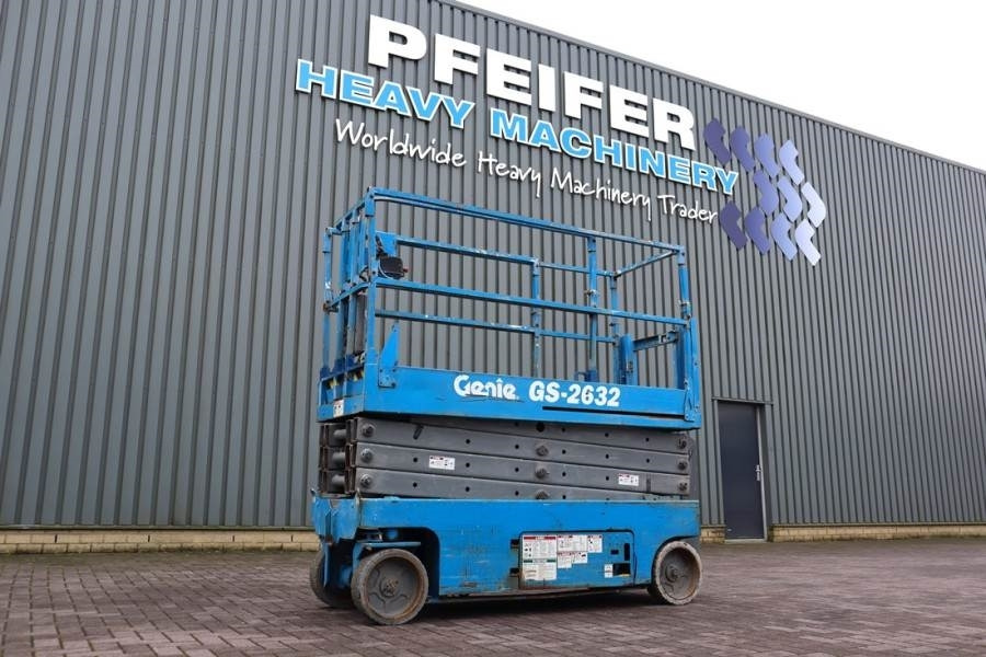 Genie GS2632 Electric, Working Height 10m, 227kg Capacit - رافعة هيدروليكية مقصية: صورة 1 Genie GS2632 Electric, Working Height 10m, 227kg Capacit - رافعة هيدروليكية مقصية: صورة 1
