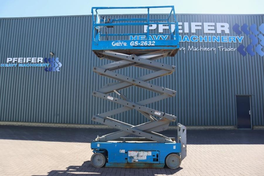 Genie GS2632 Electric, Working Height 10m, 227kg Capacit  - رافعة هيدروليكية مقصية: صورة 5 Genie GS2632 Electric, Working Height 10m, 227kg Capacit  - رافعة هيدروليكية مقصية: صورة 5