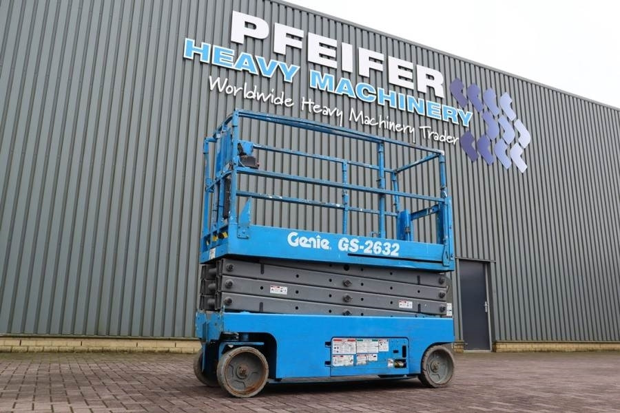 Genie GS2632 Electric, Working Height 10m, 227kg Capacit - رافعة هيدروليكية مقصية: صورة 1 Genie GS2632 Electric, Working Height 10m, 227kg Capacit - رافعة هيدروليكية مقصية: صورة 1