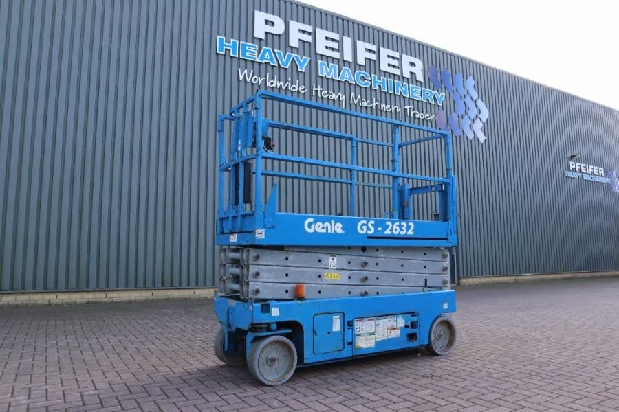 Genie GS2632 Electric, Working Height 10m, 227kg Capacit - رافعة هيدروليكية مقصية: صورة 1 Genie GS2632 Electric, Working Height 10m, 227kg Capacit - رافعة هيدروليكية مقصية: صورة 1