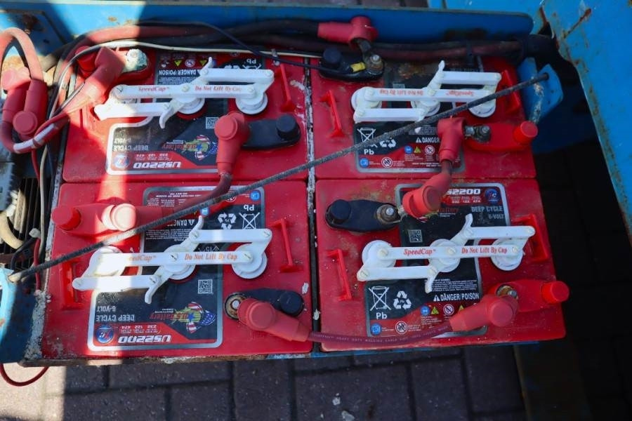 Genie GS2632 Electric, Working Height 10m, 227kg Capacit - رافعة هيدروليكية مقصية: صورة 3 Genie GS2632 Electric, Working Height 10m, 227kg Capacit - رافعة هيدروليكية مقصية: صورة 3