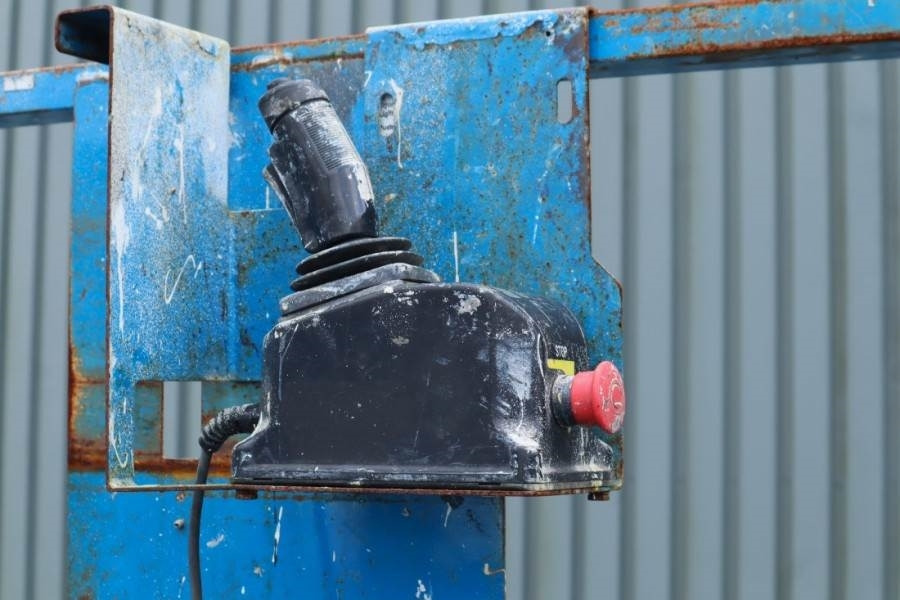 Genie GS2646 Electric, Working Height 9.80m, Capacity 45 - رافعة هيدروليكية مقصية: صورة 4 Genie GS2646 Electric, Working Height 9.80m, Capacity 45 - رافعة هيدروليكية مقصية: صورة 4