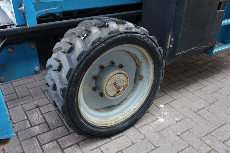 رافعة هيدروليكية مقصية Genie GS5390 Diesel, 4x4 Drive, 18.15m Working Height, 6: صورة 15