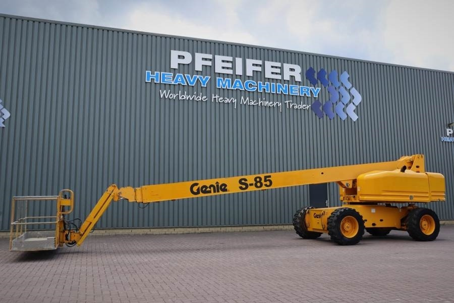 Genie S85 Diesel, 4x4 Drive, 27.7m Working Height, Conti - رافعة سلة تلسكوبية: صورة 1 Genie S85 Diesel, 4x4 Drive, 27.7m Working Height, Conti - رافعة سلة تلسكوبية: صورة 1
