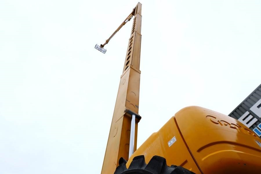 Genie Z135/70 Diesel, 4x4x4 Drive, 43m Lifting Height, 2 - شاحنة ذراع مفصلي: صورة 3 Genie Z135/70 Diesel, 4x4x4 Drive, 43m Lifting Height, 2 - شاحنة ذراع مفصلي: صورة 3