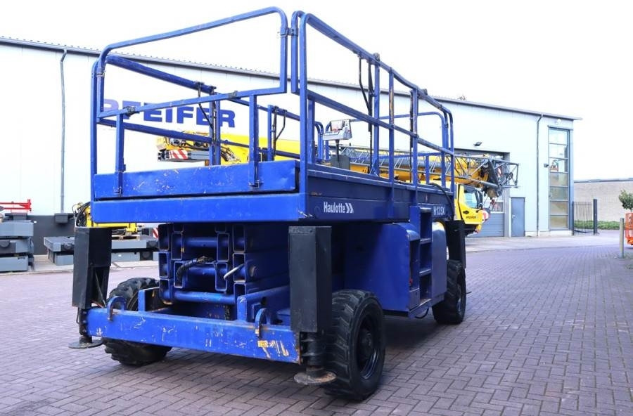 Haulotte H12SX Diesel, 4x4 Drive, 12m Working Height, 700kg - رافعة هيدروليكية مقصية: صورة 2 Haulotte H12SX Diesel, 4x4 Drive, 12m Working Height, 700kg - رافعة هيدروليكية مقصية: صورة 2