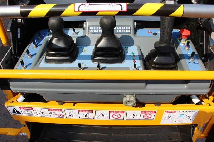 Haulotte HT28RTJ Pro Diesel, 4x4 Drive, 27.9 m Working Heig - رافعة سلة تلسكوبية: صورة 3 Haulotte HT28RTJ Pro Diesel, 4x4 Drive, 27.9 m Working Heig - رافعة سلة تلسكوبية: صورة 3