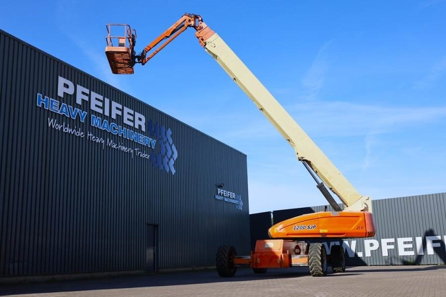 JLG 1200SJP Diesel, 4x4x4 Drive, 38.7m Working Height, - رافعة سلة تلسكوبية: صورة 2 JLG 1200SJP Diesel, 4x4x4 Drive, 38.7m Working Height, - رافعة سلة تلسكوبية: صورة 2