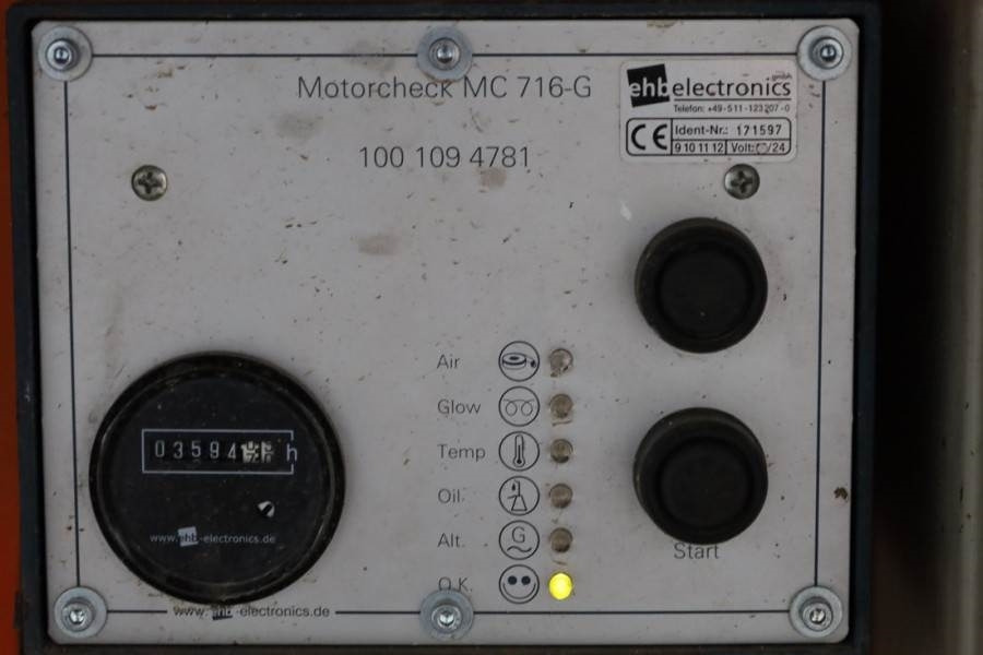 JLG 210-25 Diesel, 4x4 Drive, 23m Working Height, 1000 - رافعة هيدروليكية مقصية: صورة 5 JLG 210-25 Diesel, 4x4 Drive, 23m Working Height, 1000 - رافعة هيدروليكية مقصية: صورة 5