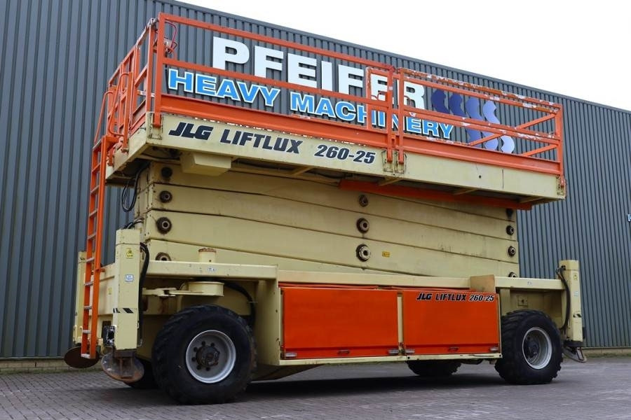 JLG 260-25 Diesel, 4x4 Drive, 9.80m Hydraulic Deck Ext - رافعة هيدروليكية مقصية: صورة 1 JLG 260-25 Diesel, 4x4 Drive, 9.80m Hydraulic Deck Ext - رافعة هيدروليكية مقصية: صورة 1