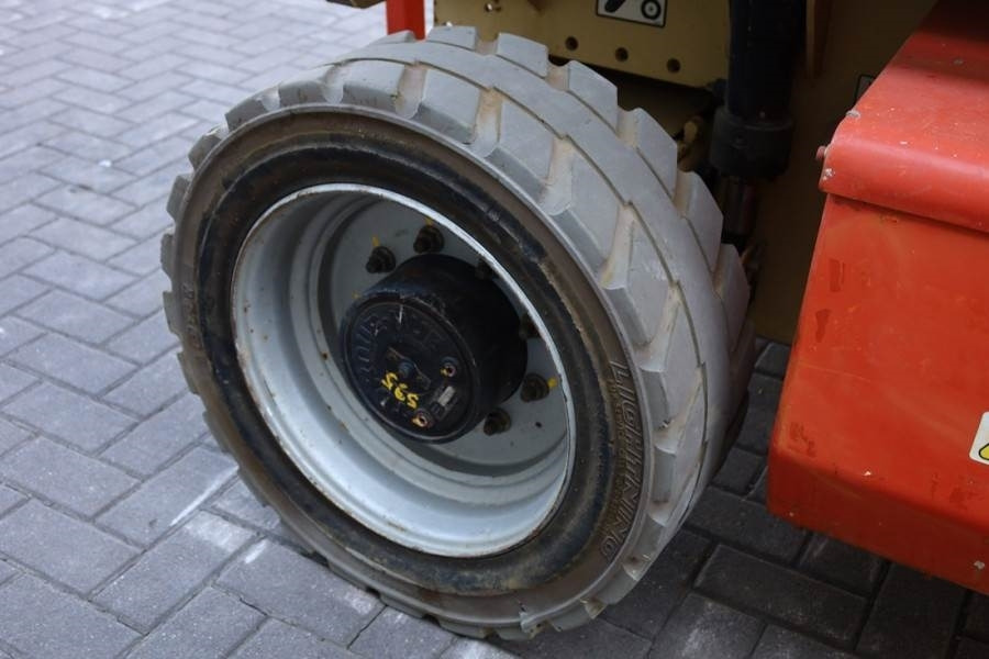 رافعة هيدروليكية مقصية JLG 3369LE Electric, 12m Working Height, 450kg Capacit: صورة 15