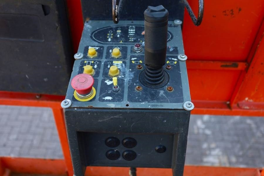 JLG 3369LE Electric, 12m Working Height, 450kg Capacit - رافعة هيدروليكية مقصية: صورة 4 JLG 3369LE Electric, 12m Working Height, 450kg Capacit - رافعة هيدروليكية مقصية: صورة 4