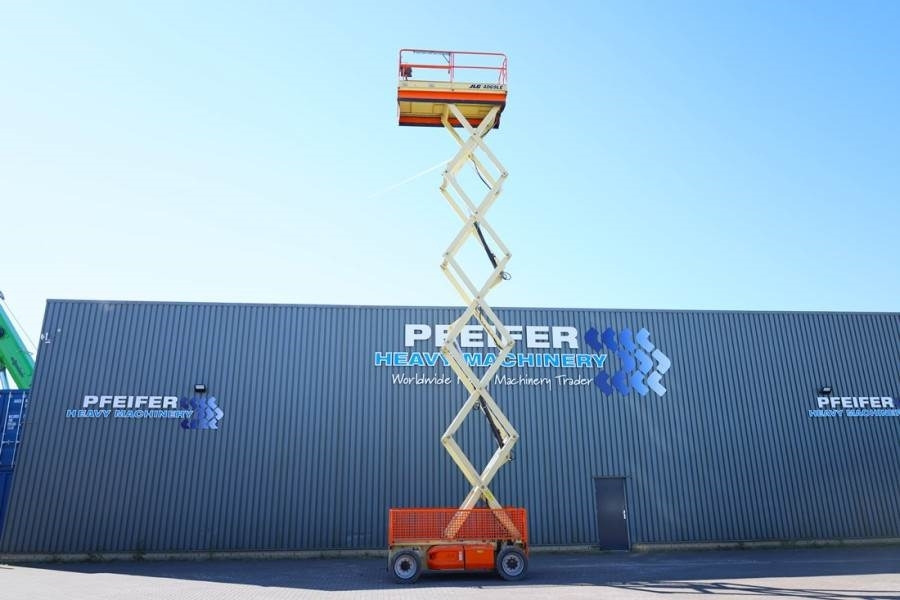 JLG 4069LE Electric, 14.2m Working Height, 360kg Capac - رافعة هيدروليكية مقصية: صورة 3 JLG 4069LE Electric, 14.2m Working Height, 360kg Capac - رافعة هيدروليكية مقصية: صورة 3
