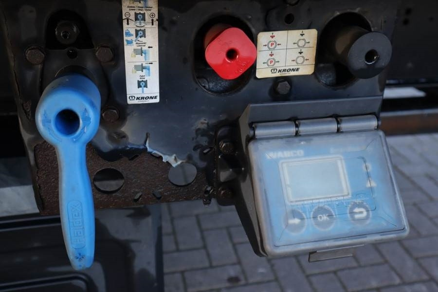 Krone SD Dutch Registration, 3-Axle, Lift Axle, Air Susp - مقطورة ستارة جانبية: صورة 5 Krone SD Dutch Registration, 3-Axle, Lift Axle, Air Susp - مقطورة ستارة جانبية: صورة 5