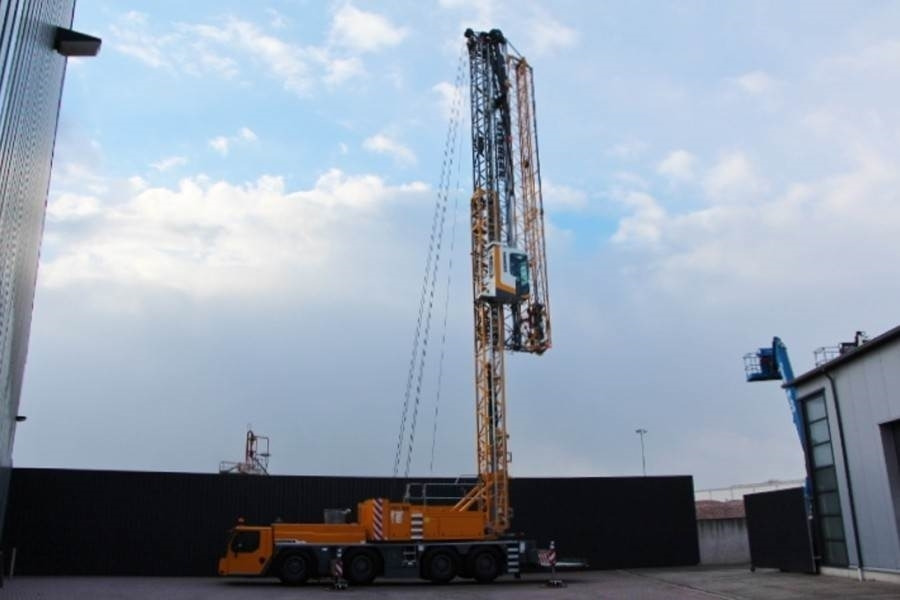 Liebherr MK88 Plus Valid Inspection, 45 m Flight, 8t Cap, P - رافعة برجية: صورة 2 Liebherr MK88 Plus Valid Inspection, 45 m Flight, 8t Cap, P - رافعة برجية: صورة 2