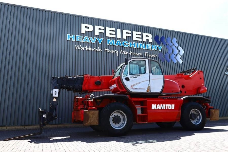 Manitou MRT3050 PRIVILEGE Diesel, 4x4 Drive And 4-Wheel St - رافعة تلسكوبية: صورة 1 Manitou MRT3050 PRIVILEGE Diesel, 4x4 Drive And 4-Wheel St - رافعة تلسكوبية: صورة 1