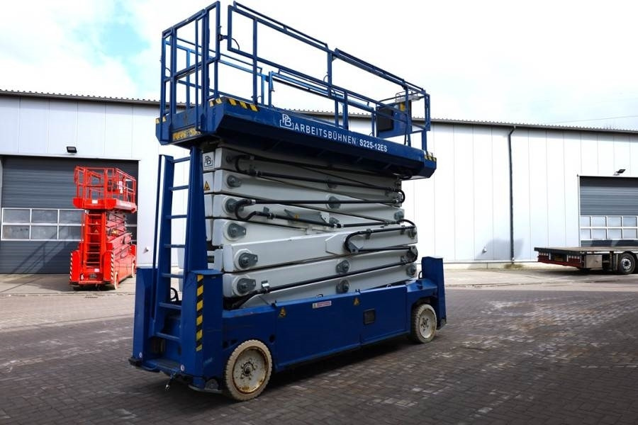 PB LIFT S225-12ES Electric, 22.5m Working Height, 450 - رافعة هيدروليكية مقصية: صورة 2 PB LIFT S225-12ES Electric, 22.5m Working Height, 450 - رافعة هيدروليكية مقصية: صورة 2