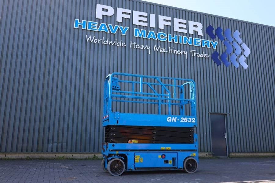 Sinoboom GN-2632 Electric, 10.1m Working Height, 250kg Capa - رافعة هيدروليكية مقصية: صورة 1 Sinoboom GN-2632 Electric, 10.1m Working Height, 250kg Capa - رافعة هيدروليكية مقصية: صورة 1