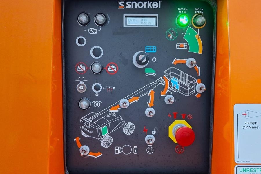 Snorkel 460SJ Valid Inspection, *Guarantee! CE, Diesel, 4x  - رافعة سلة تلسكوبية: صورة 4 Snorkel 460SJ Valid Inspection, *Guarantee! CE, Diesel, 4x  - رافعة سلة تلسكوبية: صورة 4