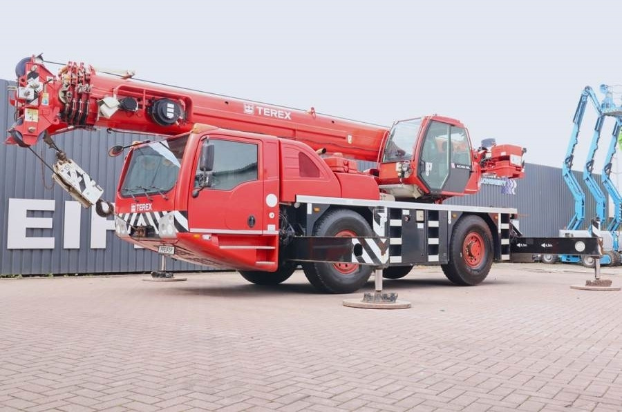 رافعة لجميع التضاريس Terex AC40/2L Diesel, 4x4 Drive And 4-Wheel Steering, 40: صورة 10