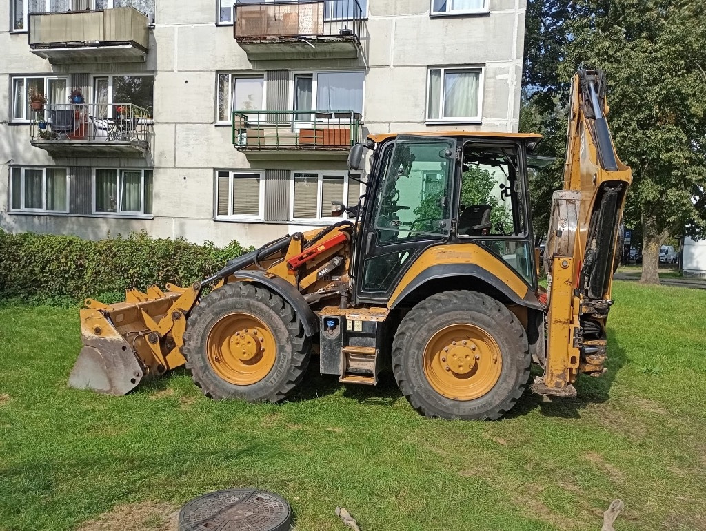 CAT 434 F - جرافة حفار: صورة 1 CAT 434 F - جرافة حفار: صورة 1