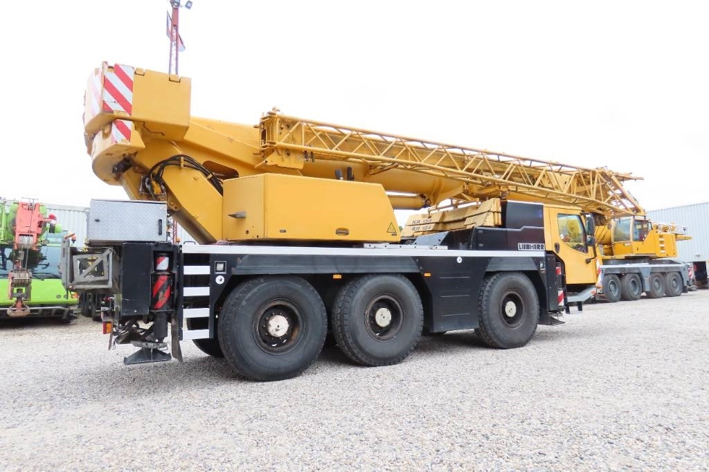 Liebherr LTM 1050-3.1 - رافعة لجميع التضاريس: صورة 3 Liebherr LTM 1050-3.1 - رافعة لجميع التضاريس: صورة 3