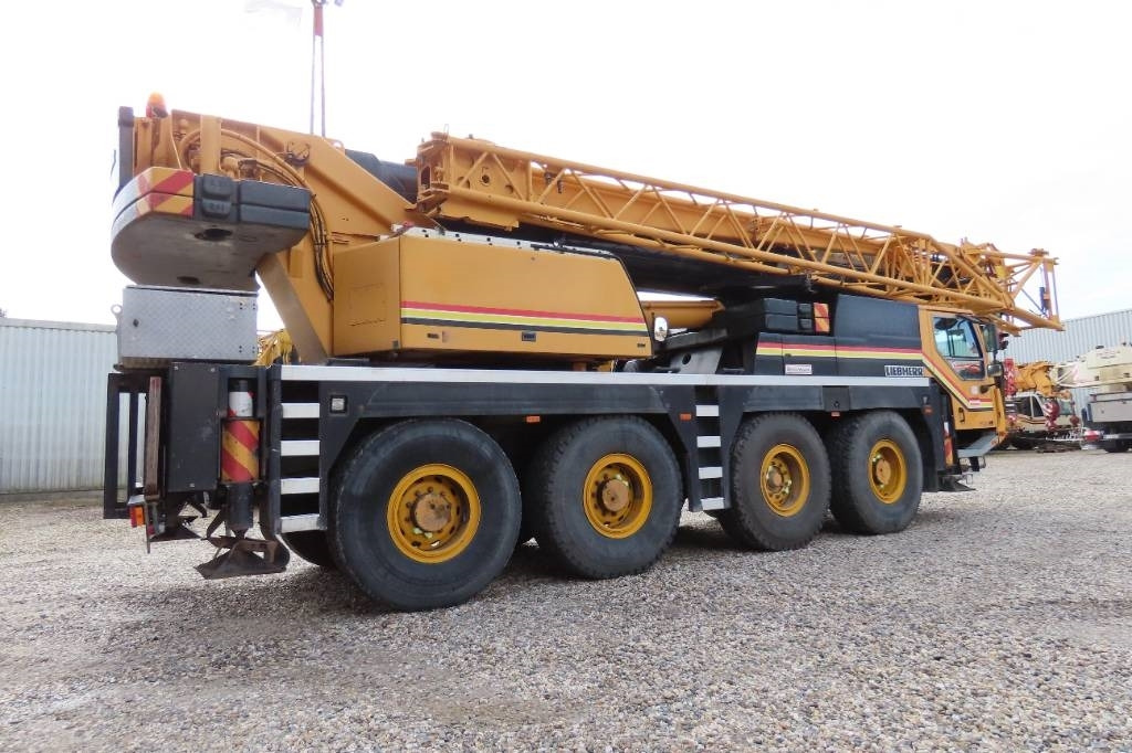 Liebherr LTM 1060-2 - رافعة لجميع التضاريس: صورة 3 Liebherr LTM 1060-2 - رافعة لجميع التضاريس: صورة 3