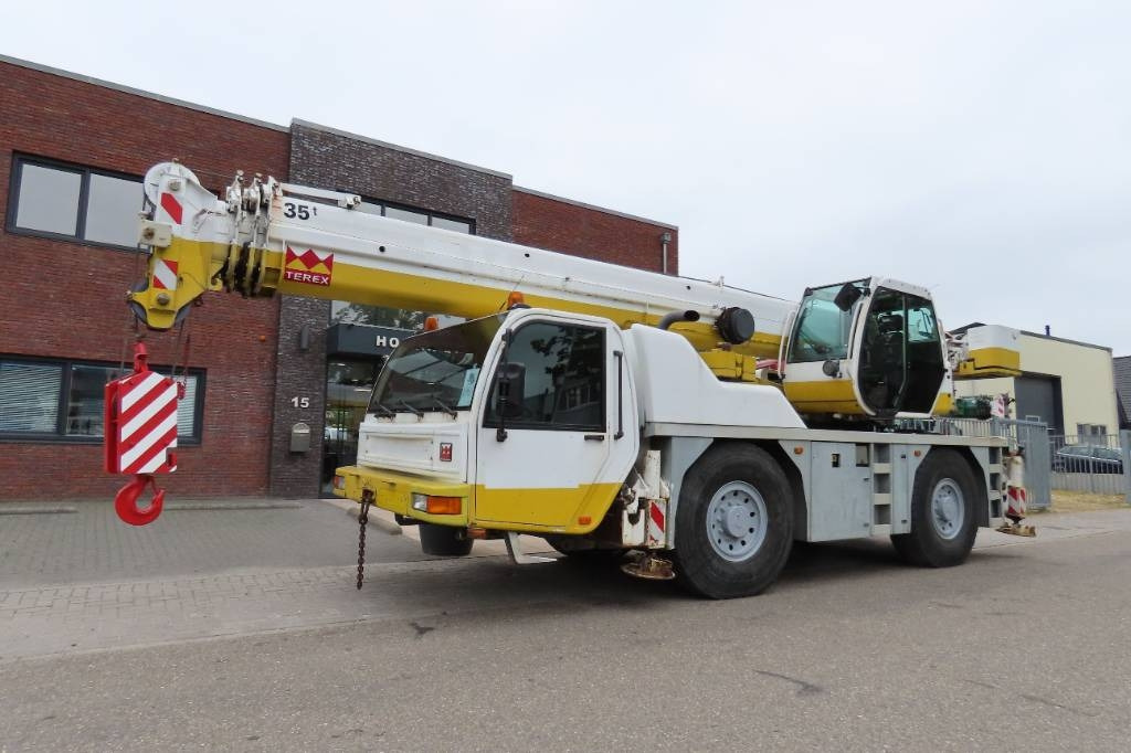 PPM ATT 400/3  - رافعة لجميع التضاريس: صورة 1 PPM ATT 400/3  - رافعة لجميع التضاريس: صورة 1