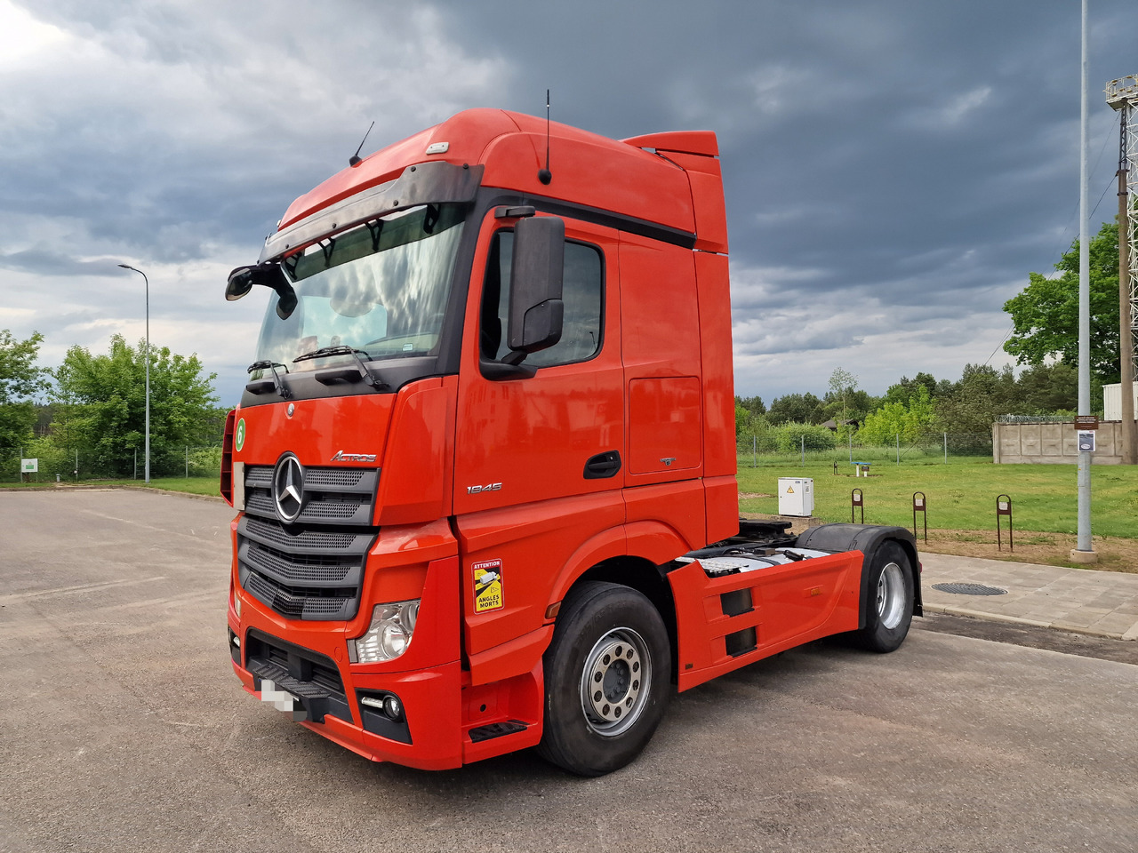MERCEDES-BENZ Actros 1845 Retarder - وحدة جر: صورة 1 MERCEDES-BENZ Actros 1845 Retarder - وحدة جر: صورة 1