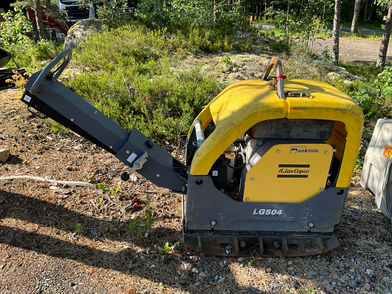 Atlas Copco Lg 504 - لوحة اهتزازية: صورة 1 Atlas Copco Lg 504 - لوحة اهتزازية: صورة 1