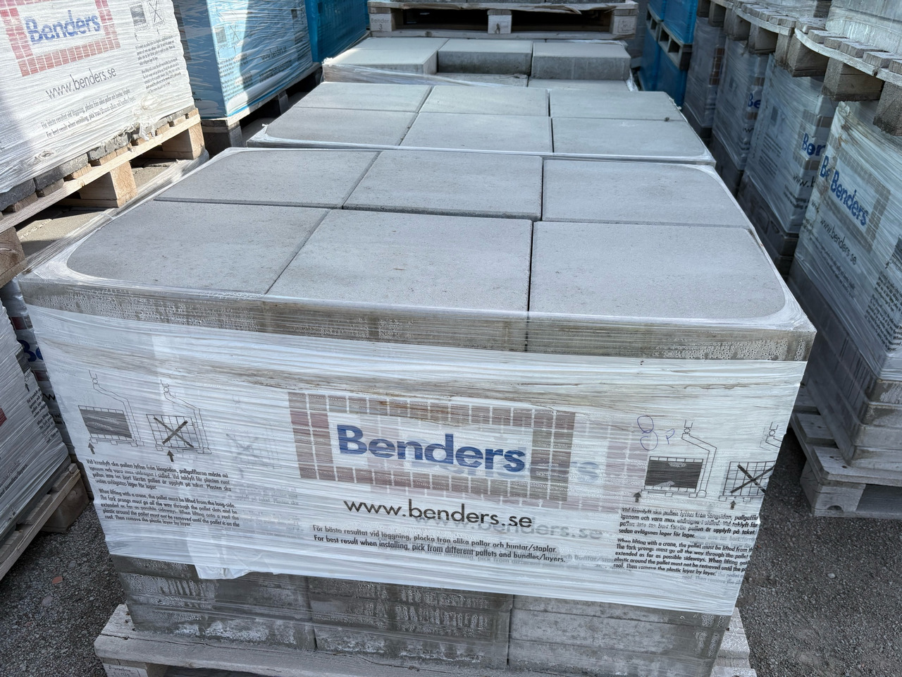 Benders Siena slät fasad grå - معدات البناء: صورة 1 Benders Siena slät fasad grå - معدات البناء: صورة 1