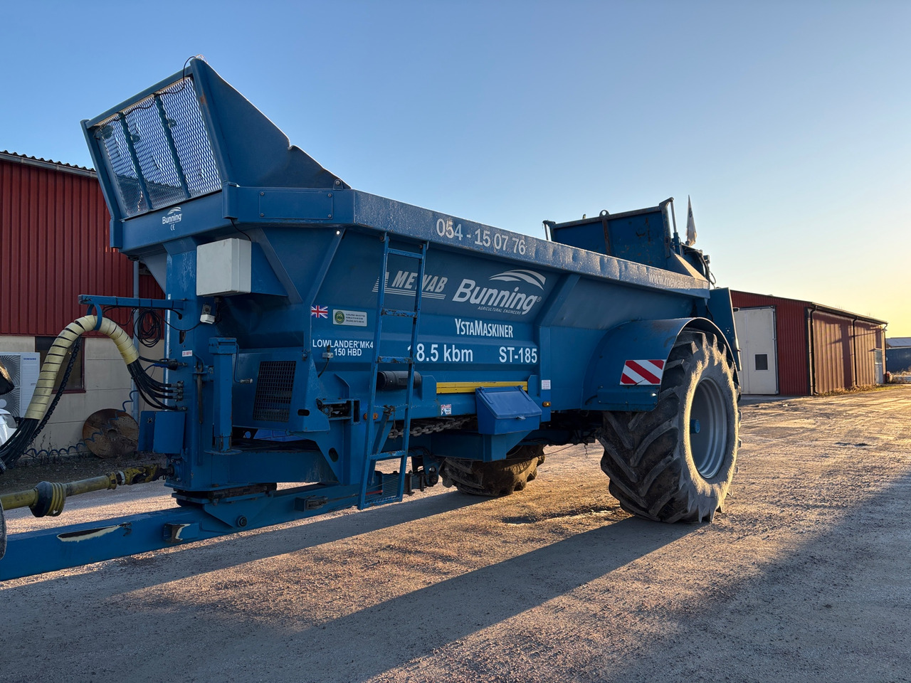 Bunning Lowlander ST185 HBD - آلة رش السماد الطبيعي: صورة 1 Bunning Lowlander ST185 HBD - آلة رش السماد الطبيعي: صورة 1