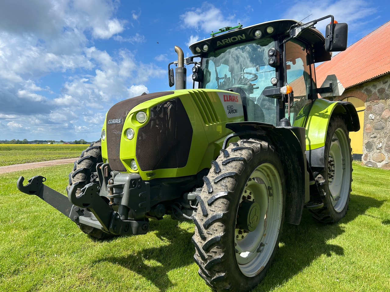Claas Arion 630 - جرار: صورة 1 Claas Arion 630 - جرار: صورة 1