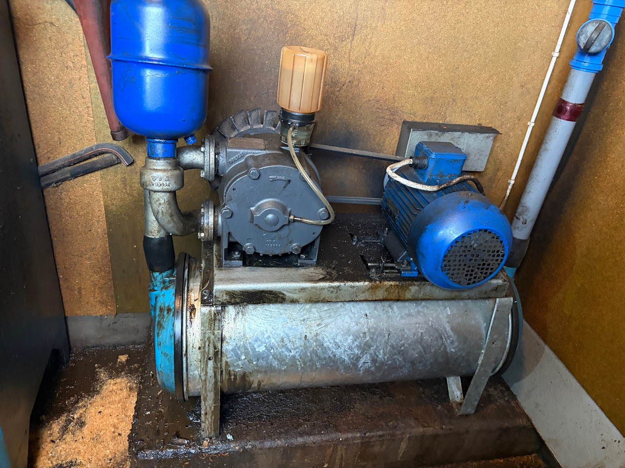 DeLaval VP76 - معدات الثروة الحيوانية: صورة 1 DeLaval VP76 - معدات الثروة الحيوانية: صورة 1