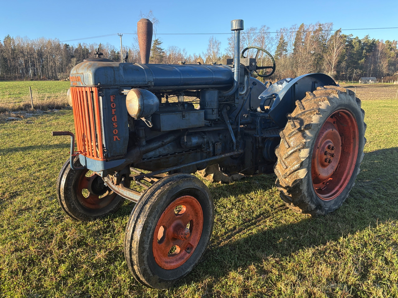 Fordson Major N27 - جرار: صورة 1 Fordson Major N27 - جرار: صورة 1