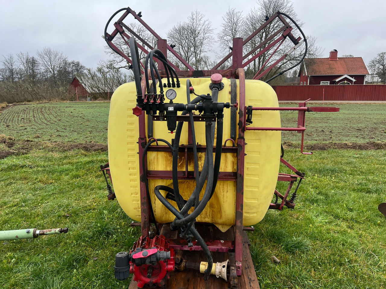 Hardi 361LX1000-12MB - بخاخ مركب على الجرار: صورة 1 Hardi 361LX1000-12MB - بخاخ مركب على الجرار: صورة 1