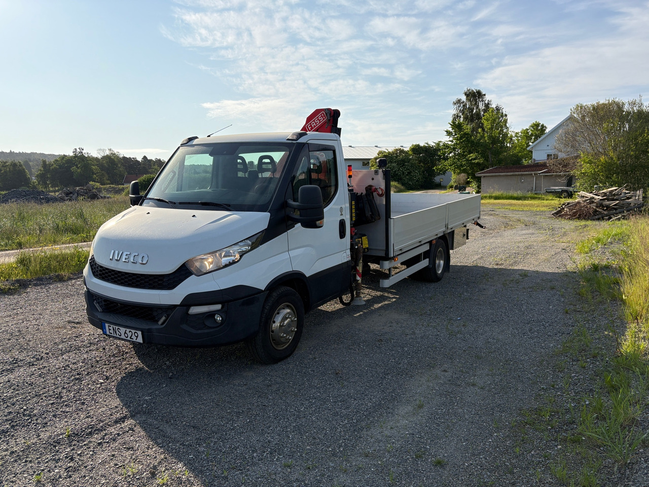 Iveco Daily 70C17H - شاحنة كرين: صورة 1 Iveco Daily 70C17H - شاحنة كرين: صورة 1